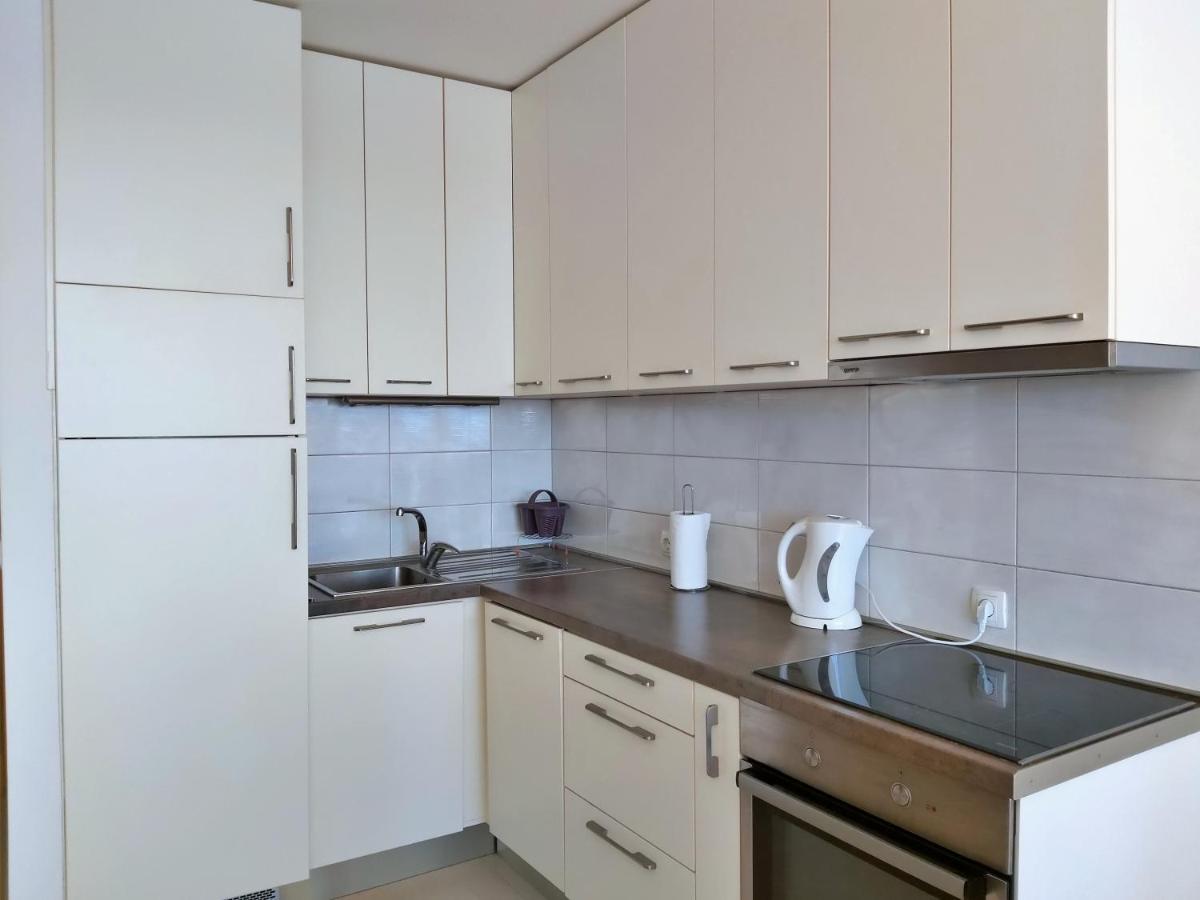 Apartment Lora 奥米什 外观 照片