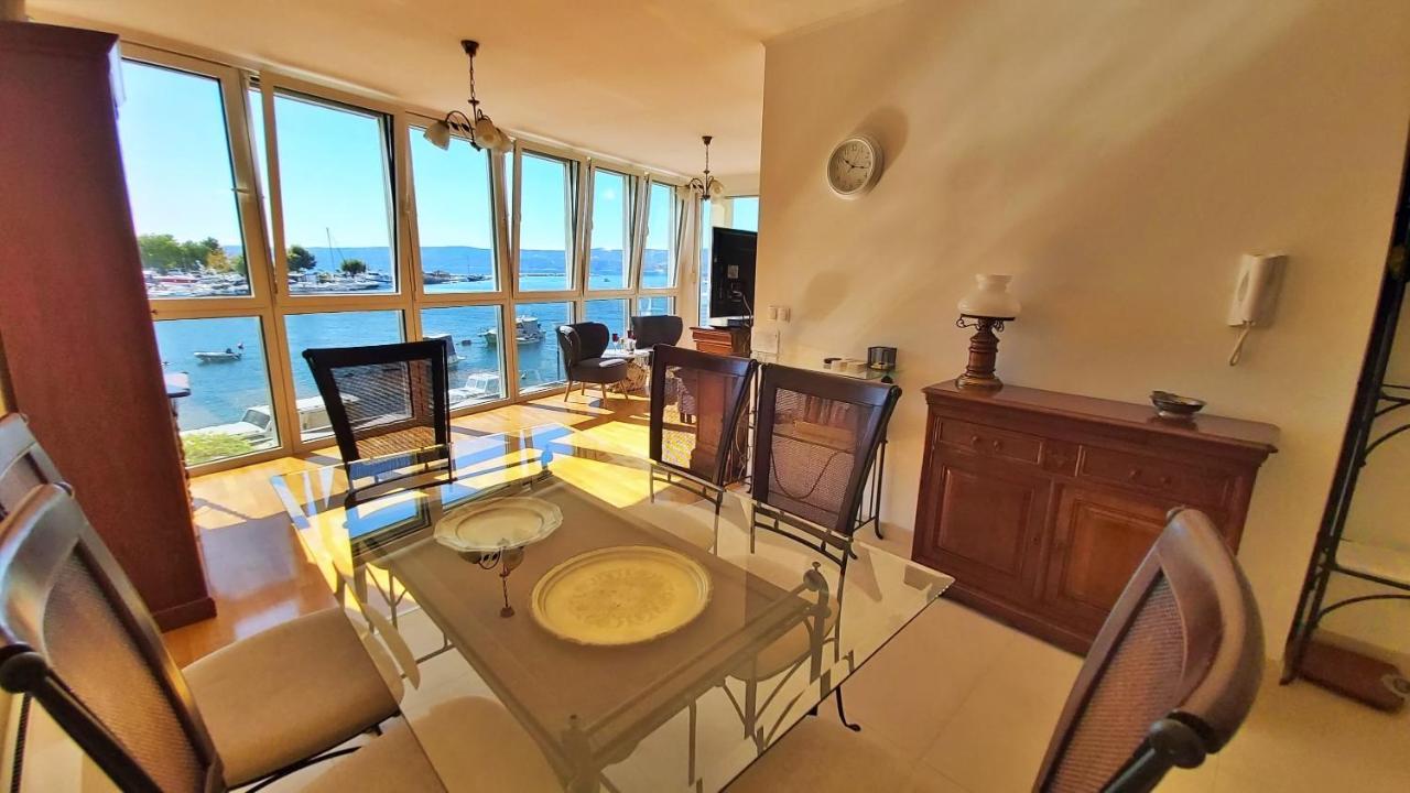 Apartment Lora 奥米什 外观 照片